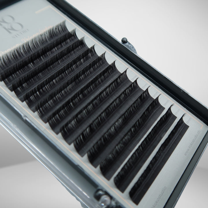 Black Volume Lash Trays