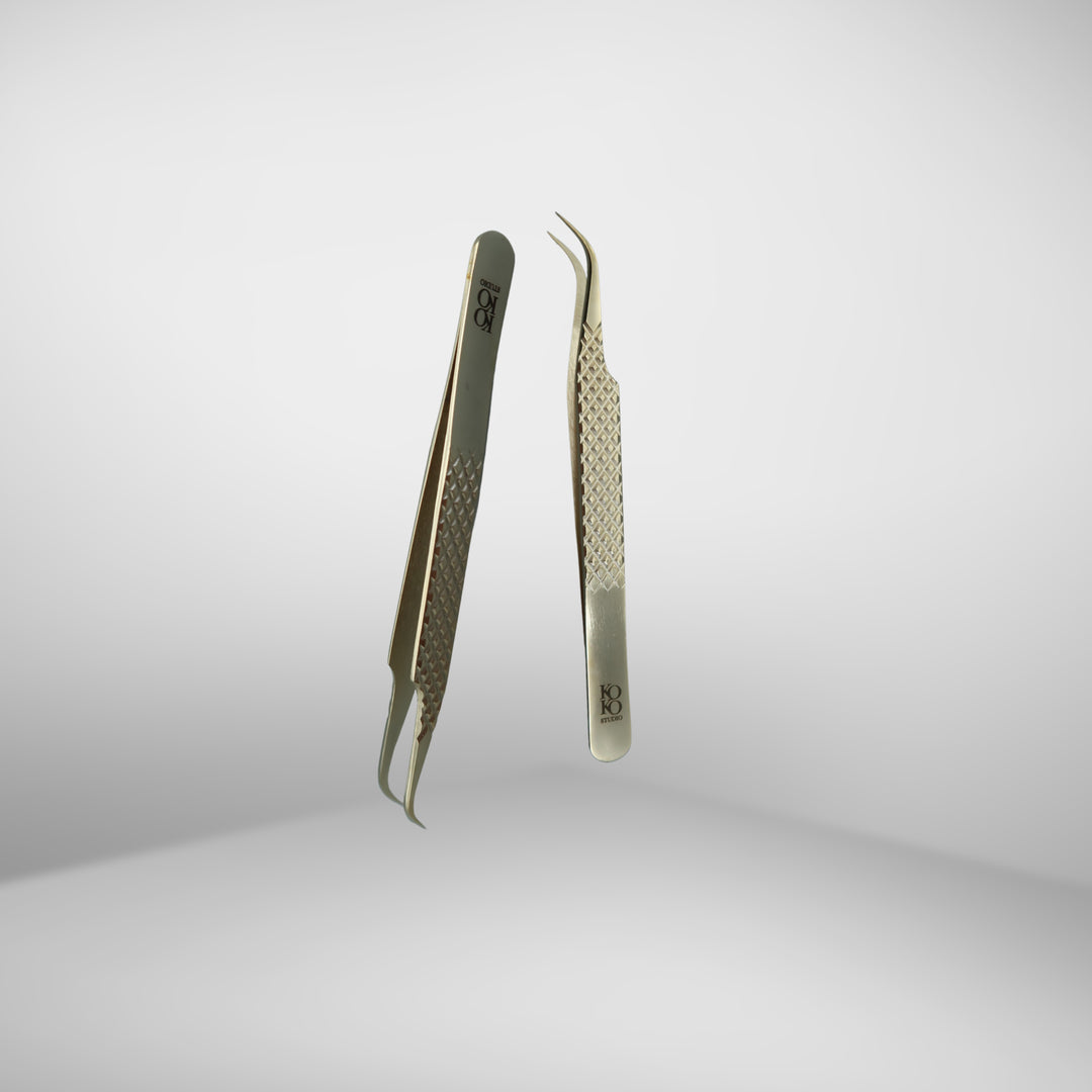 LAY BACK DOWN VOLUME TWEEZER